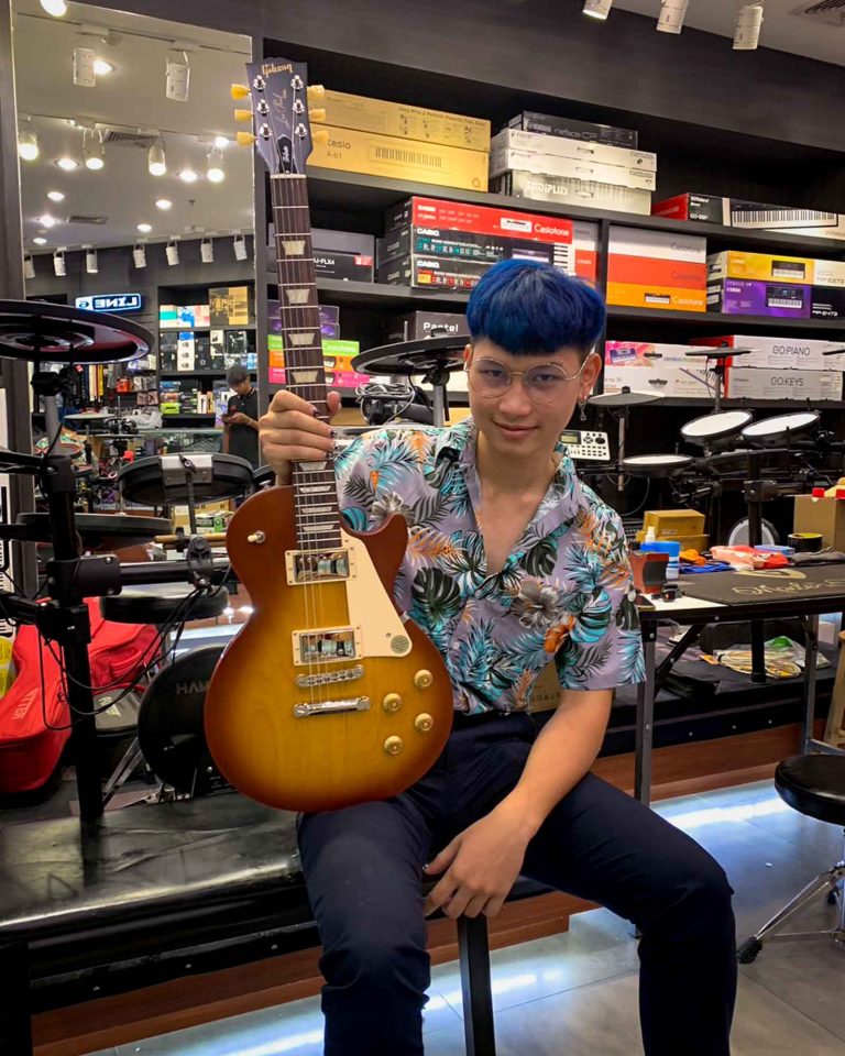 Gibson Les Paul Tribute ลูกค้า Music Arms