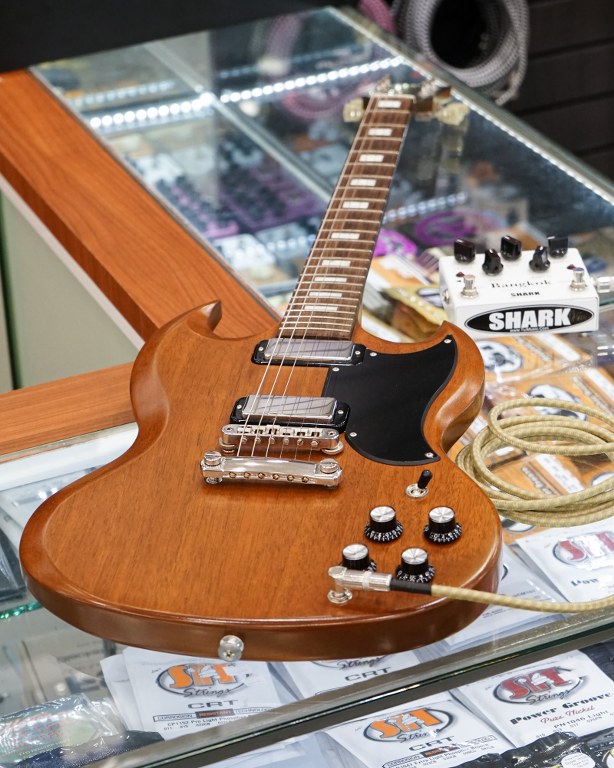 Showcase Gibson SG Special
