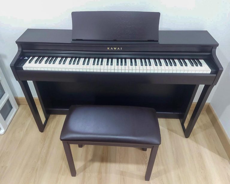 Kawai CN29 ลูกค้า Music Arms