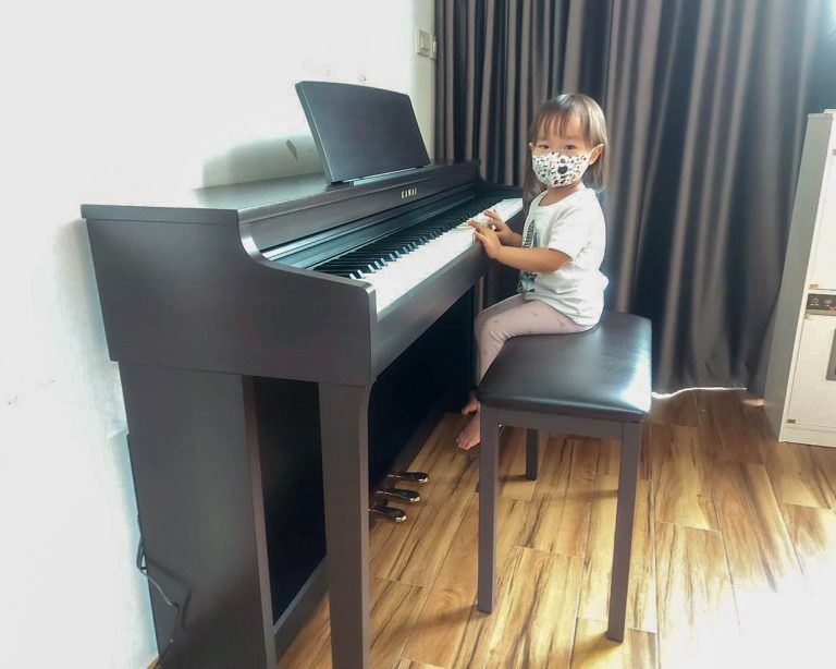Kawai CN29 ลูกค้า Music Arms