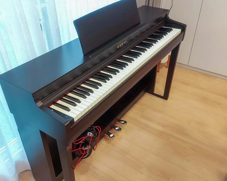 Kawai CN29 ลูกค้า Music Arms