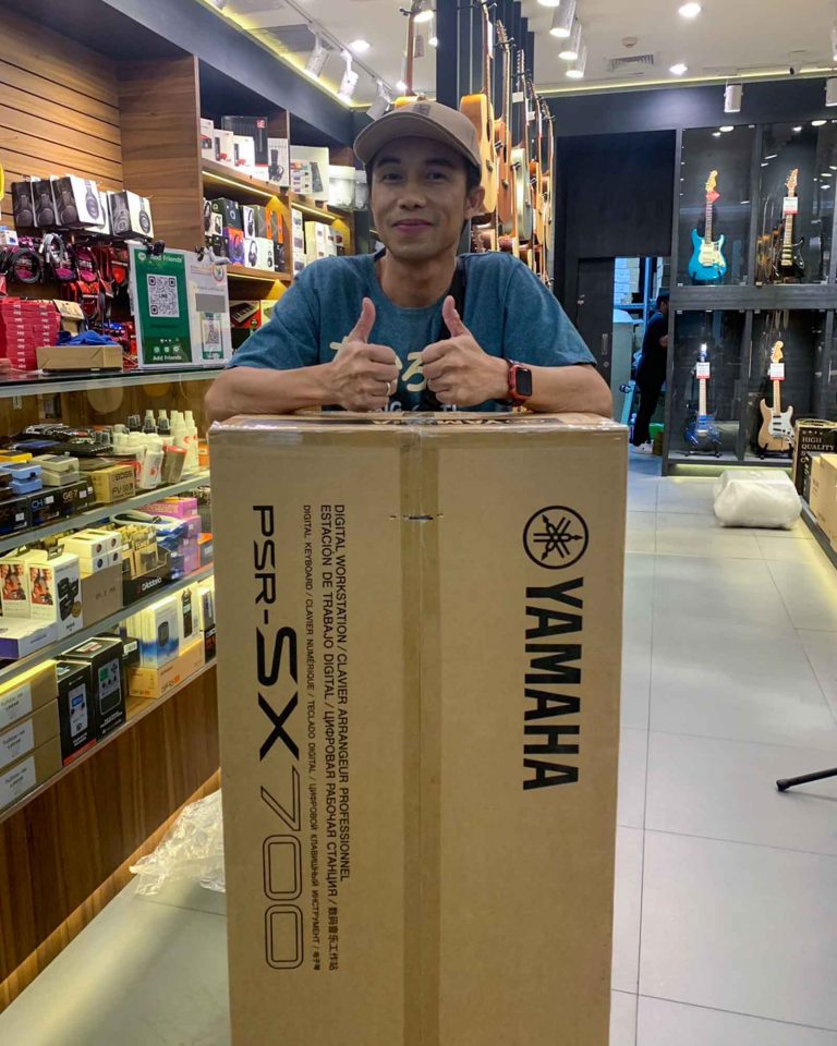 Yamaha PSR-SX700 ลูกค้า Music Arms