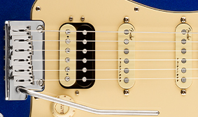 คอยhssFender American Ultra Stratocaster HSS