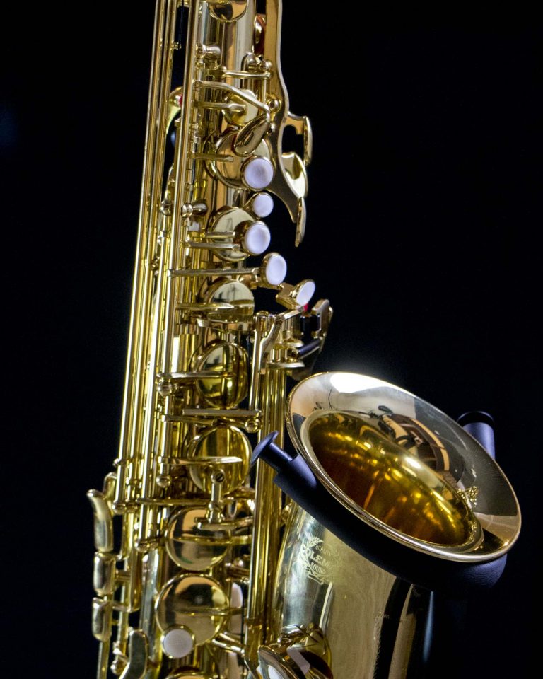 แซคโซโฟน Coleman Alto Saxophone Gold ด้านหน้า ขายราคาพิเศษ