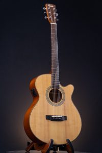 Gusta GSX110C-N กีตาร์โปร่งไฟฟ้าราคาถูกสุด | กีตาร์โปร่ง/โปร่งไฟฟ้า Acoustic Guitar