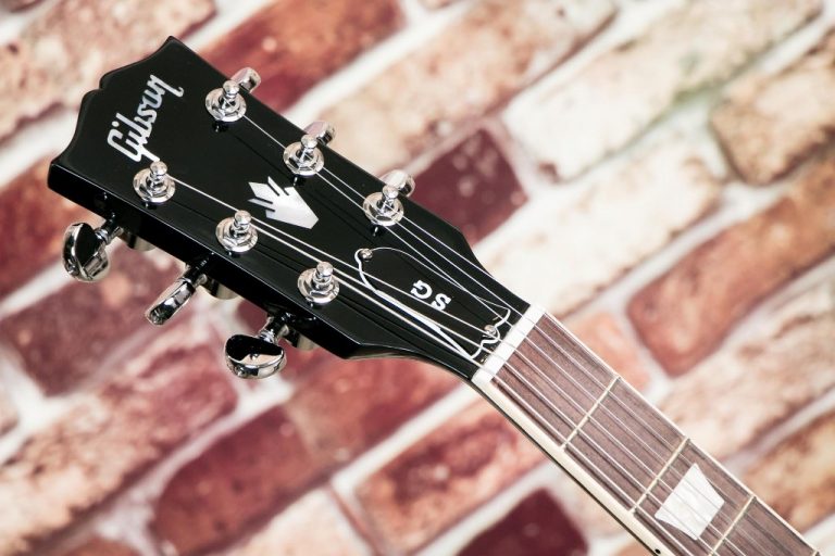 Gibson SG Standard headstock ขายราคาพิเศษ