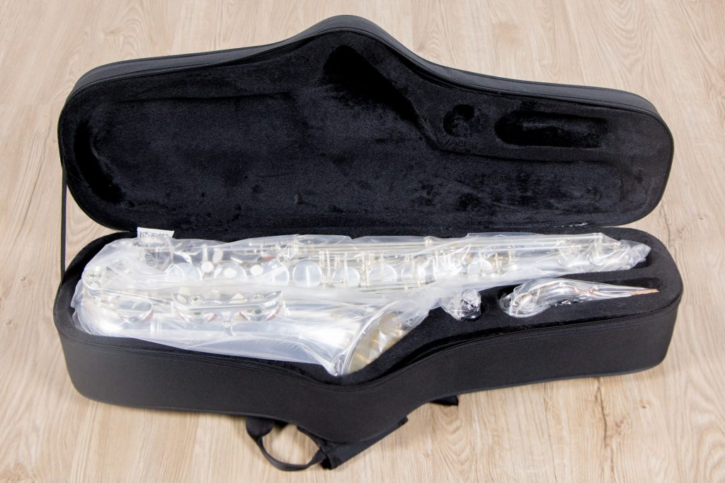 Saxophone Tenor Coleman Standard inside scene Music Arms