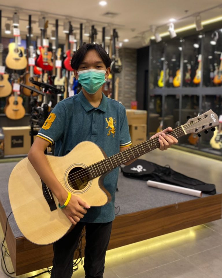 Gusta OM2CE ซ๊คอน