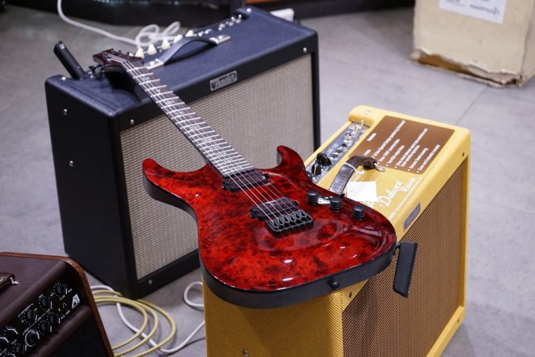 Schecter C-1 Apocalypse