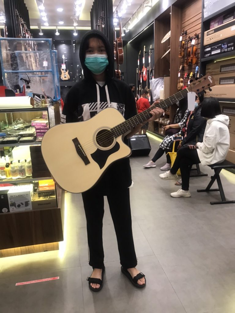 ลูกค้า Gusta DMCE ร้าน Music Arms