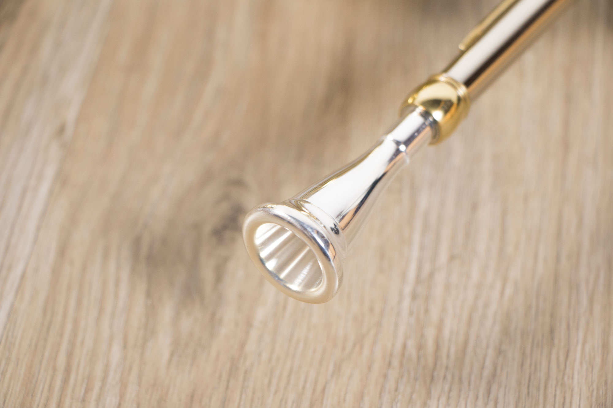 เฟรนช์ฮอร์น French Horn Mouthpiece Close up Music ArmsMusic Arms