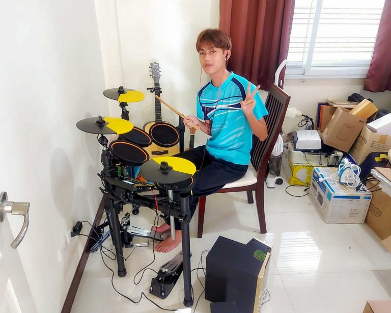 Hampback MK-1S ลูกค้า Music Arms