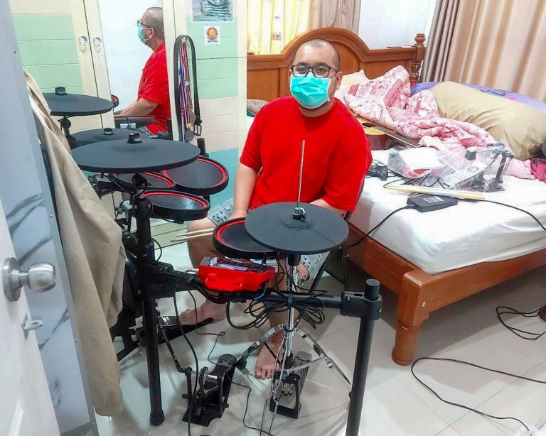 Hampback MK-7X + Nux DA30 BT ลูกค้า Music Arms