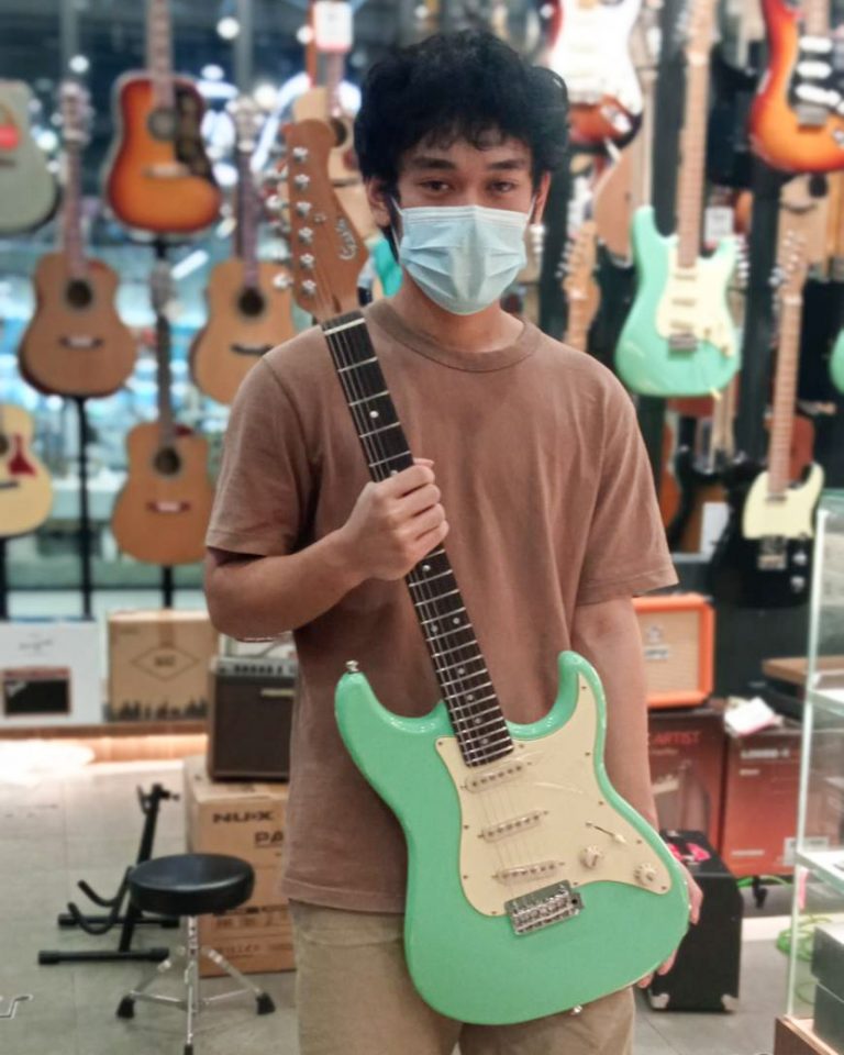 ไฟฟ้า Gusta GST-05 SSS R SGN งามวงศ์วาน