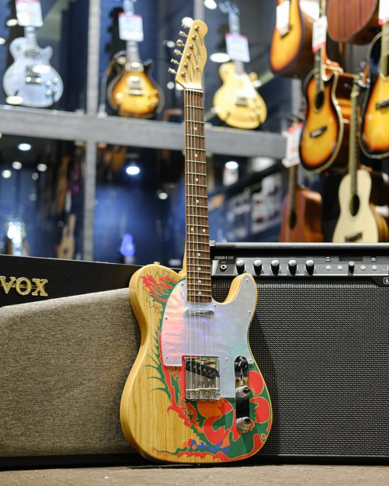 Showcase กีต้าร์ไฟฟ้า Fender Jimmy Page Telecaster