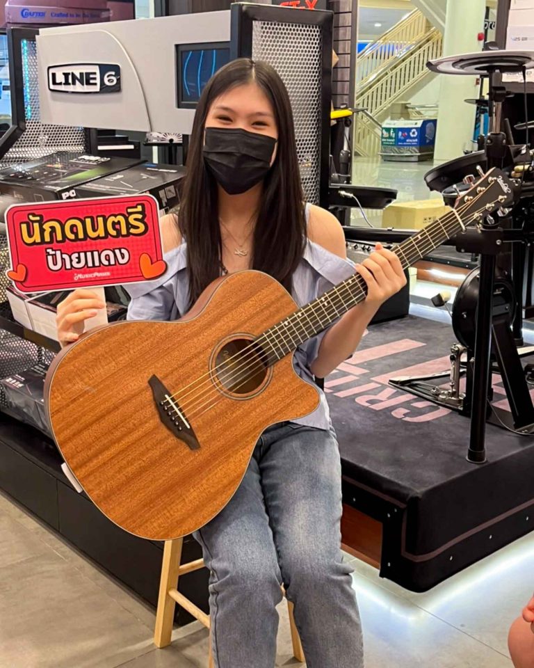 Veelah VGACMM ลูกค้า Music Arms