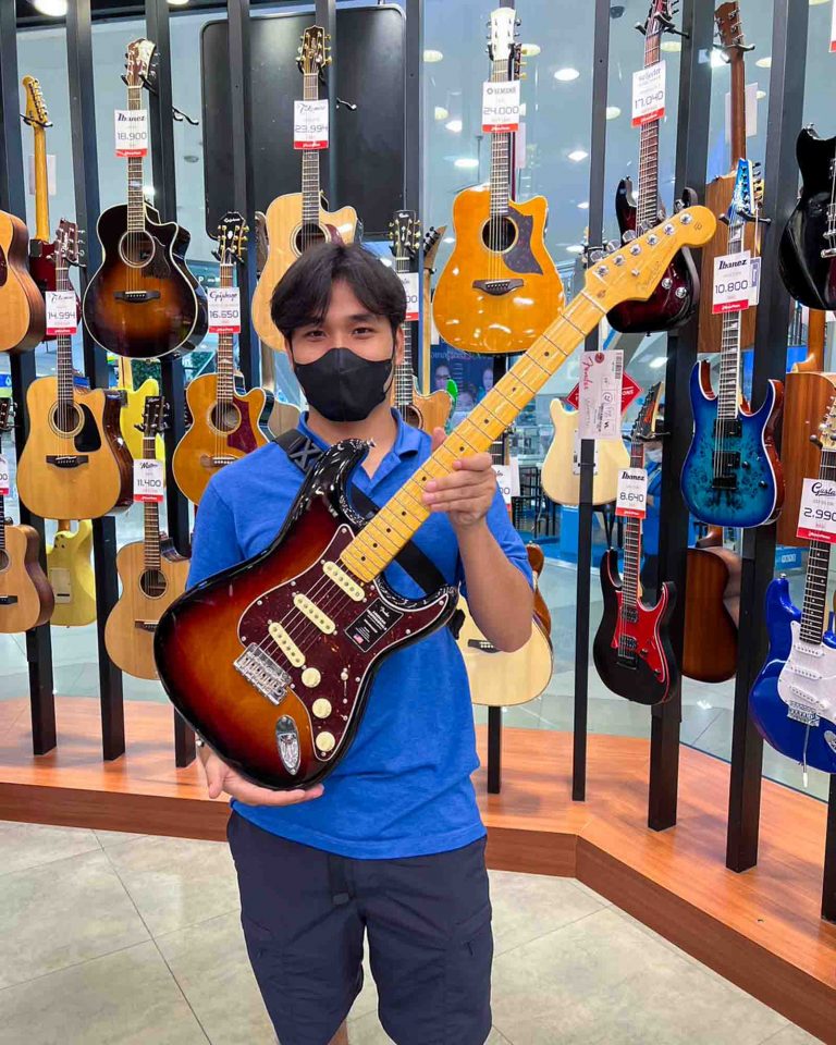 Fender American Professional II Stratocaster ลูกค้า Music Arms