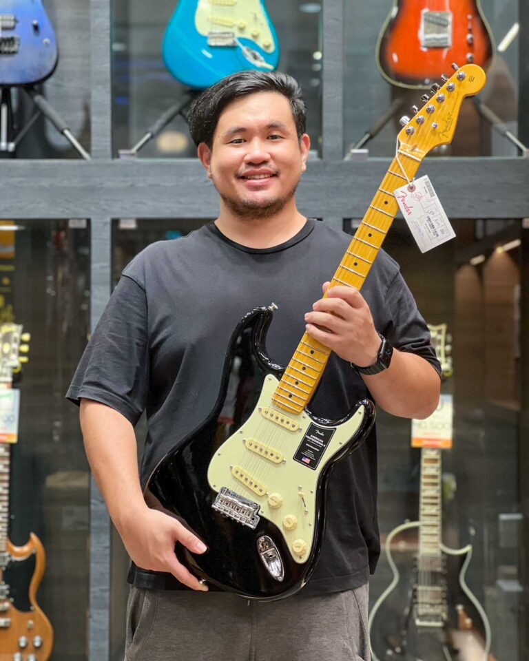 Fender American Professional II Stratocaster ลูกค้า Music Arms