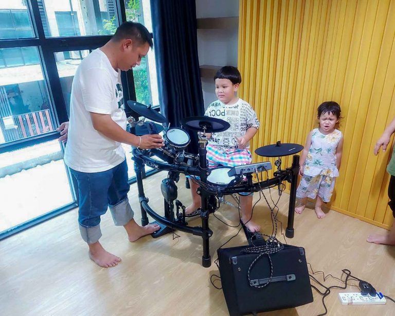 Nux DM-7X ลูกค้า Music Arms