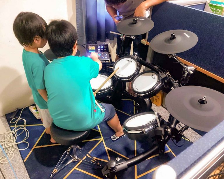 Nux DM-7X ลูกค้า Music Arms