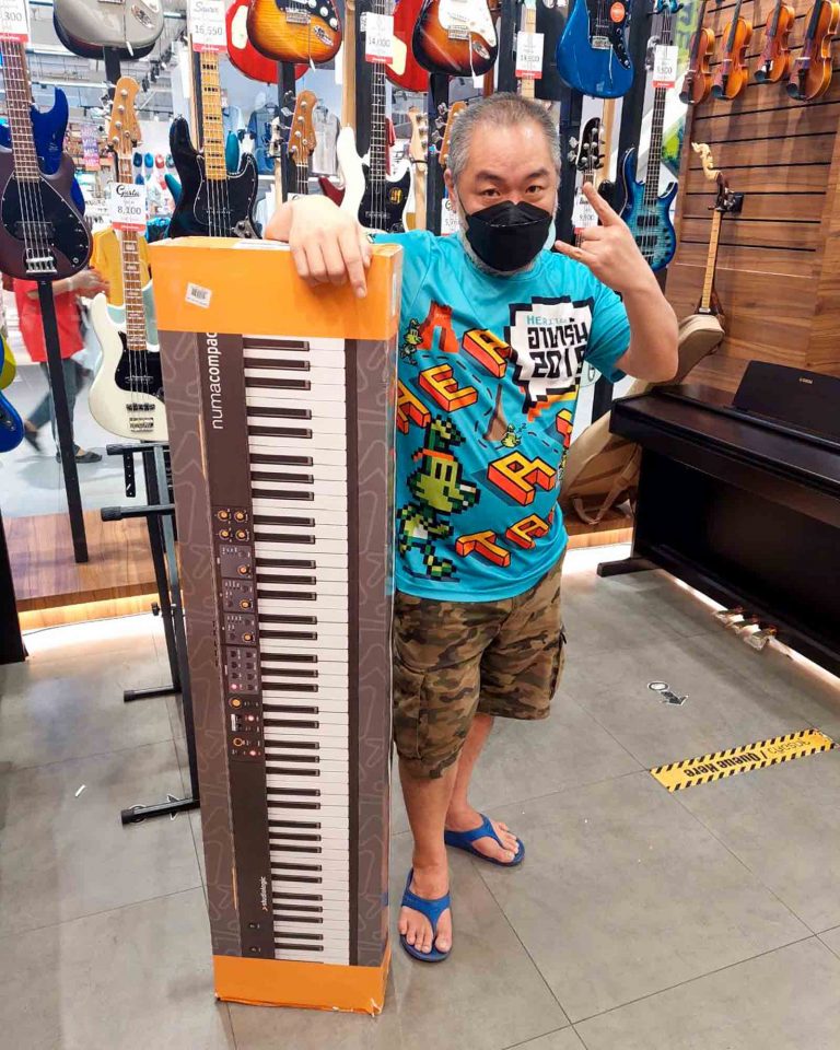 Studiologic Numa Compact 2 ลูกค้า Music Arms