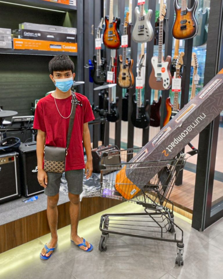 คีย์บอร์ดมิดี้ Studiologic Numa Compact 2