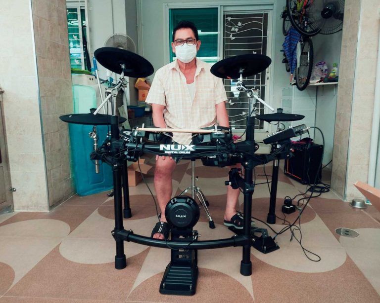 ลูกค้าประกอบกลองไฟฟ้ารุ่นNux dm-7x