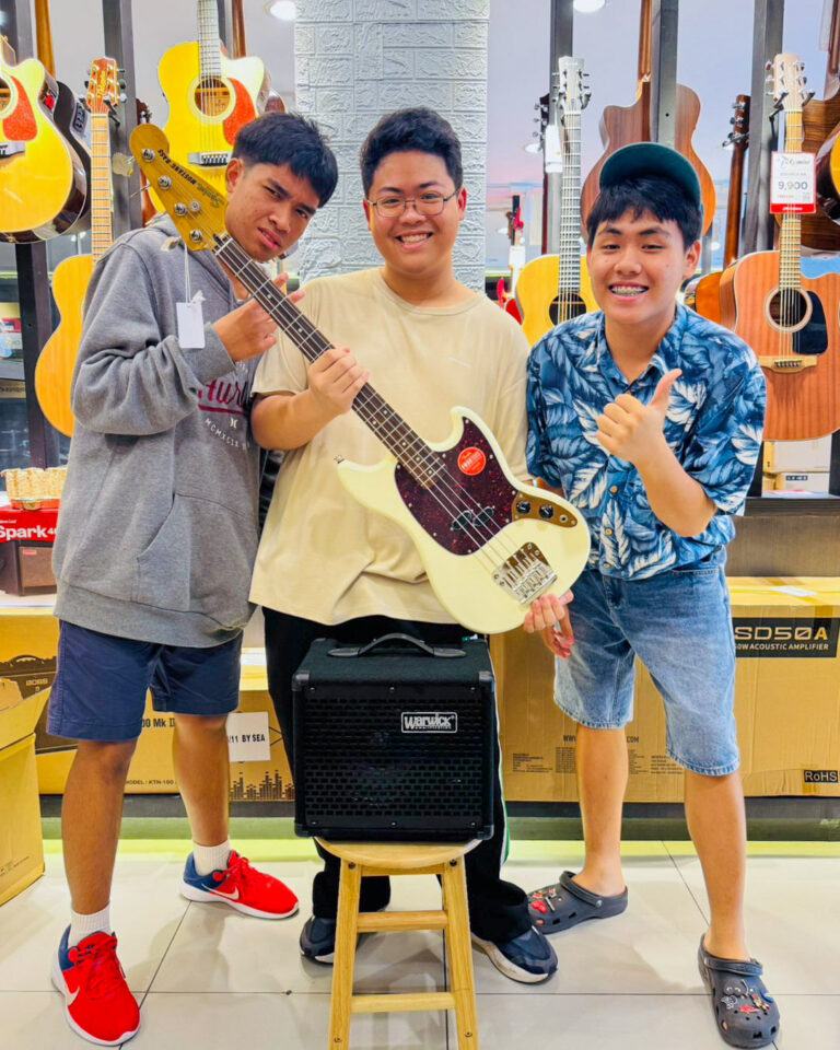 SQUIER CLASSIC VIBE 60S MUSTANG BASS OWT