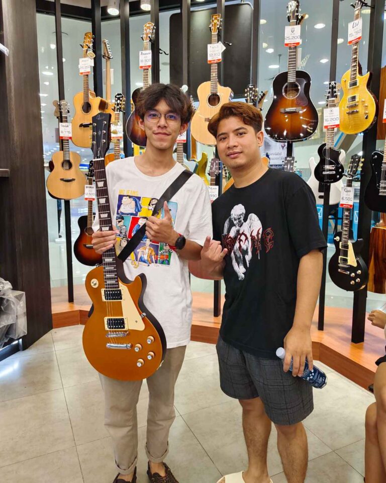 Gusta GLP-03 กีตาร์ไฟฟ้า