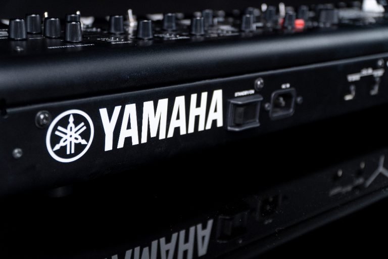 Yamaha-YC61-Keyboards ขายราคาพิเศษ