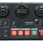 อินเตอร์เฟส TASCAM MiNiSTUDIO Creator US-42B ขายราคาพิเศษ
