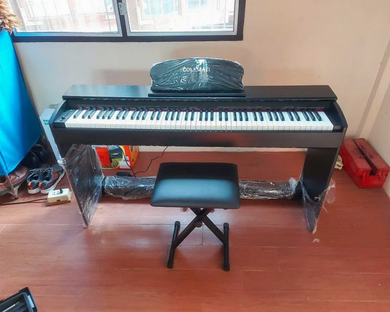 Coleman F107 ลูกค้า Music Arms