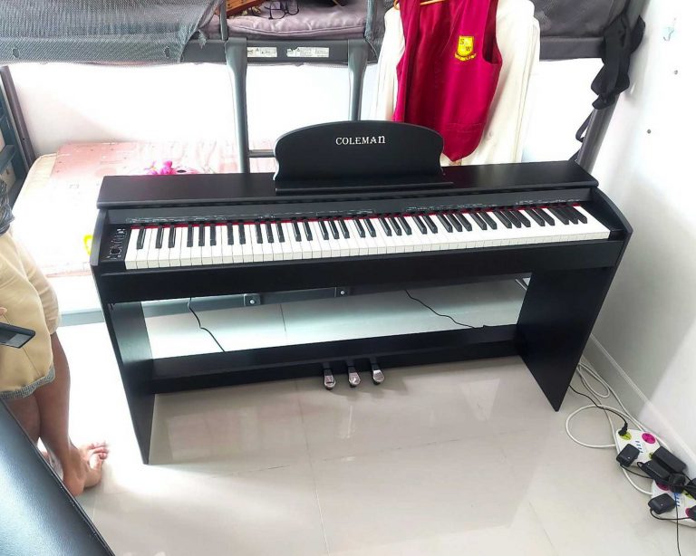 Coleman F107 ลูกค้า Music Arms