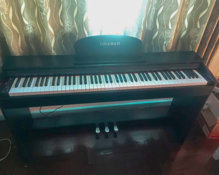 Coleman F107 ลูกค้า Music Arms