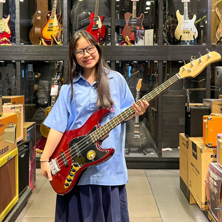 Sire Marcus Miller V3 Mahogany