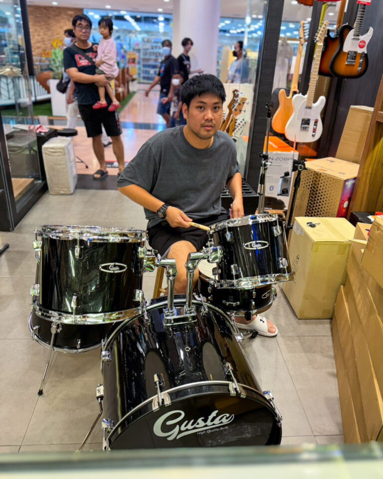 Gusta First Touring bk