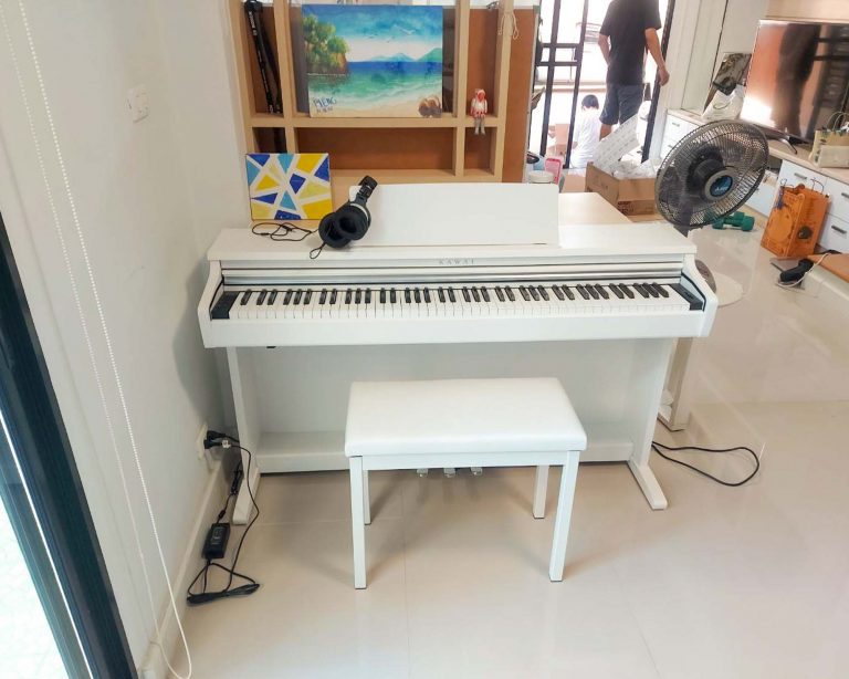 Kawai KDP120 ลูกค้า Music Arms