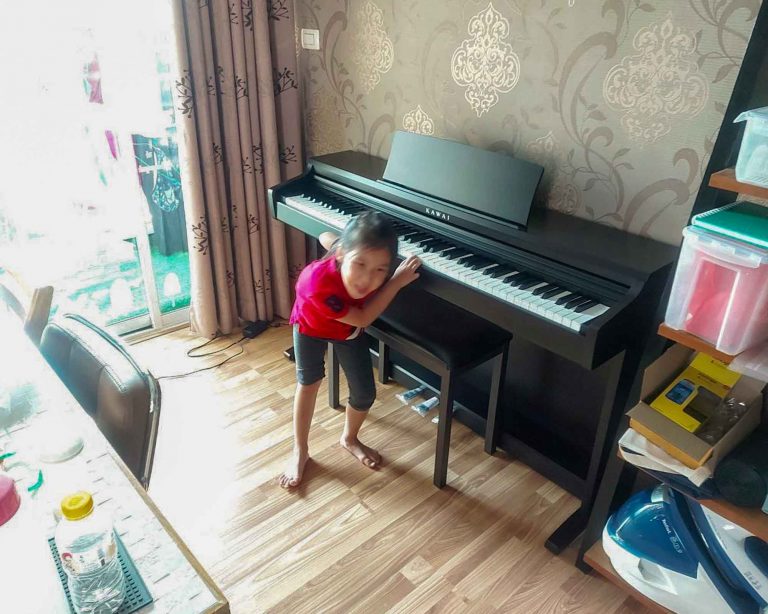 Kawai KDP120 ลูกค้า Music Arms