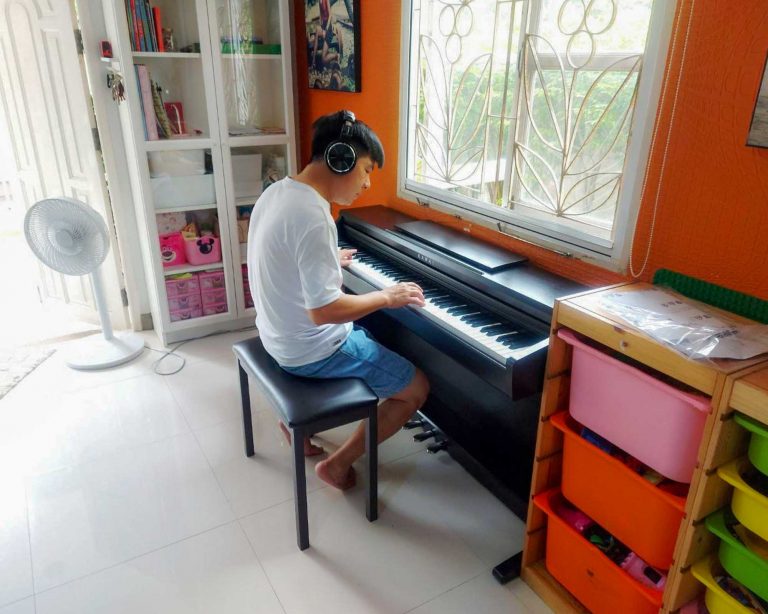 Music Arms ประกอบเปียโน Kawai KDP120