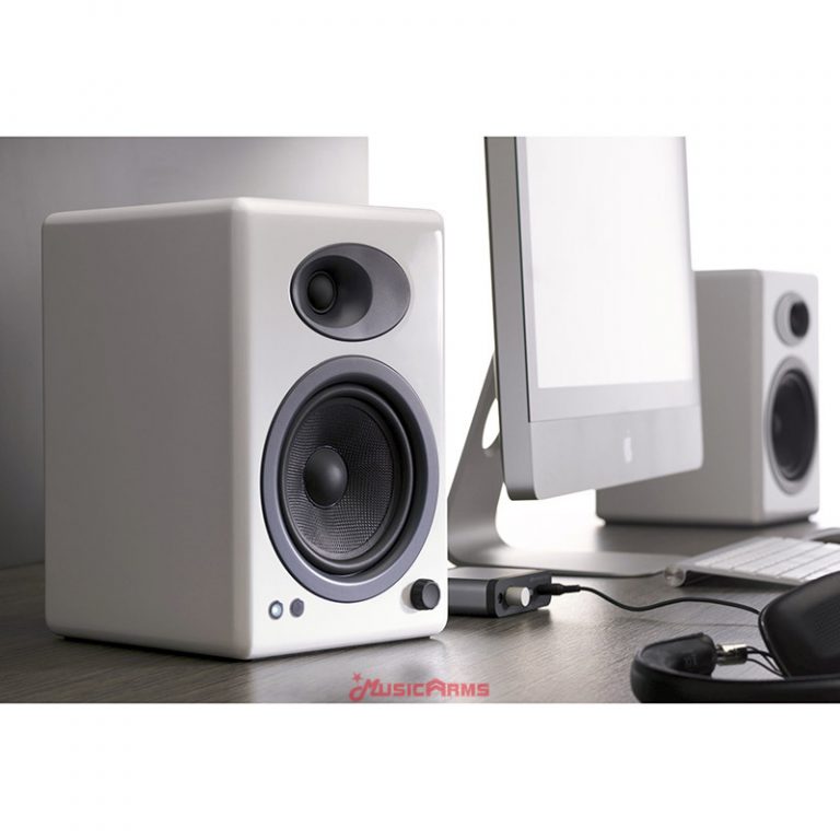 Audioengine 5+Classic-black-white ขายราคาพิเศษ