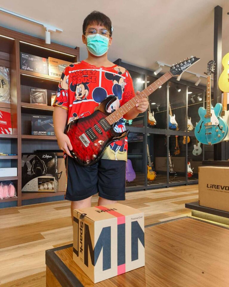 IBANEZ GRX70QA + Positive Grid Spark Mini ระยอง