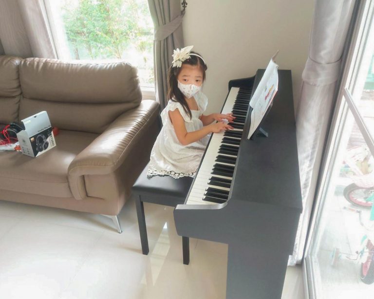 Kawai KDP75 ลูกค้า Music Arms