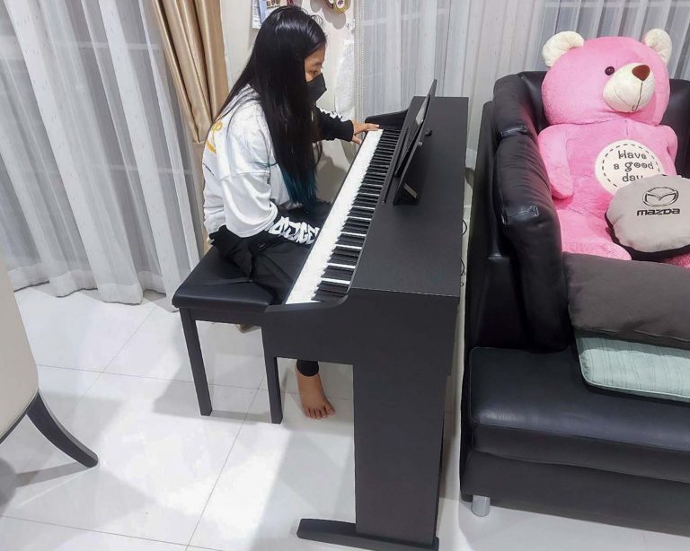 Kawai KDP75 ลูกค้า Music Arms
