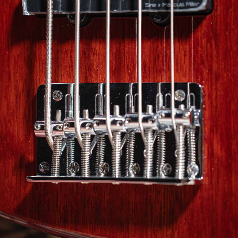 SIRE MARCUS MILLER V3 2ND 5 STRINGS เบสไฟฟ้า MAHOGANY ขายราคาพิเศษ