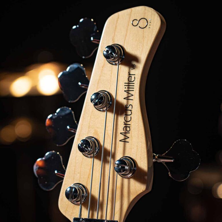 SIRE MARCUS MILLER V3 2ND 5 STRINGS เบสไฟฟ้า MAHOGANY ขายราคาพิเศษ