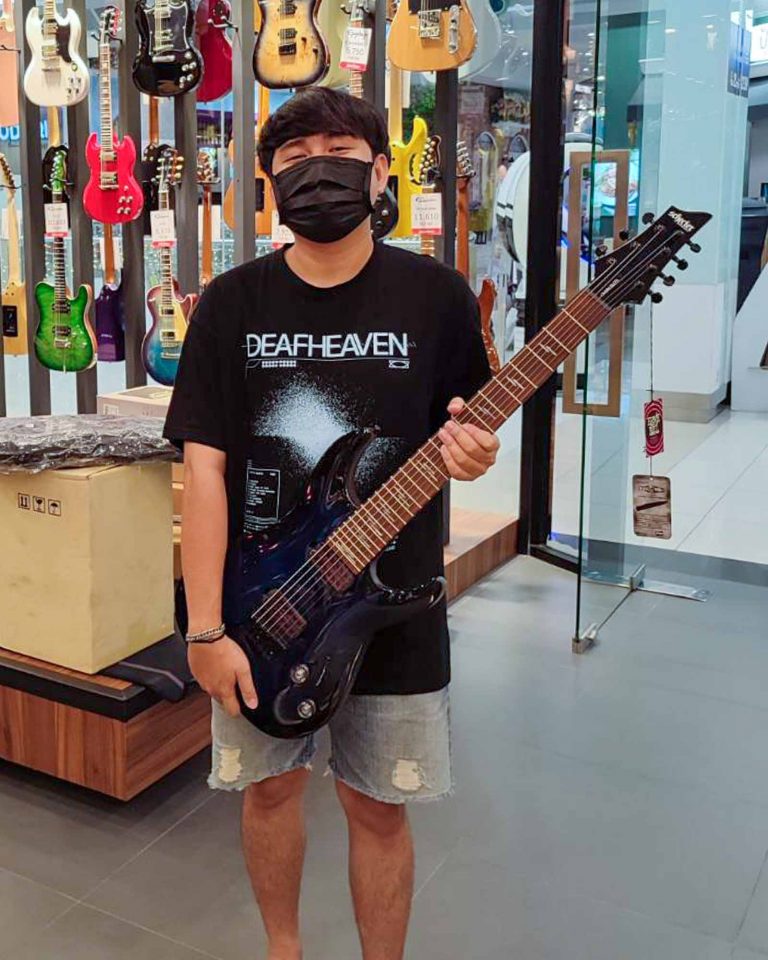 Schecter Omen Elite 7 ลูกค้า Music Arms