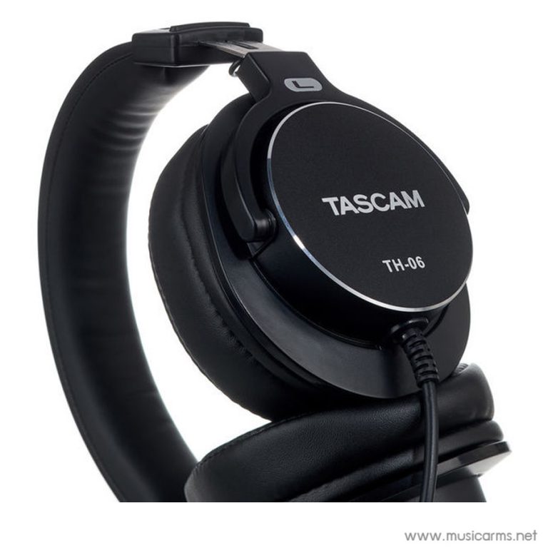 TASCAM-TH-06.jpg3 ขายราคาพิเศษ