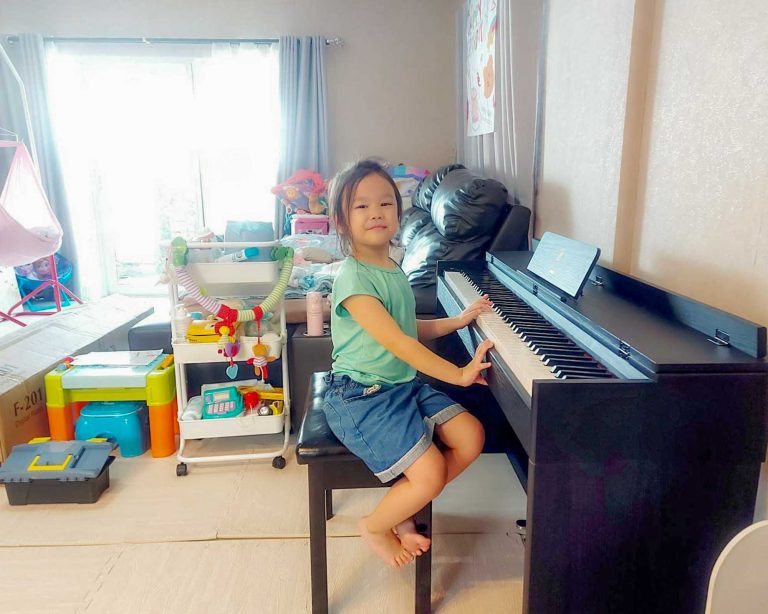 Coleman F201 ลูกค้า Music Arms