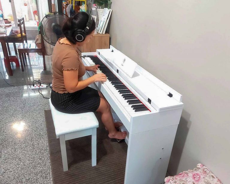 Coleman F201 ลูกค้า Music Arms