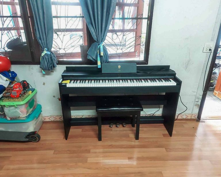 Coleman F201 ลูกค้า Music Arms